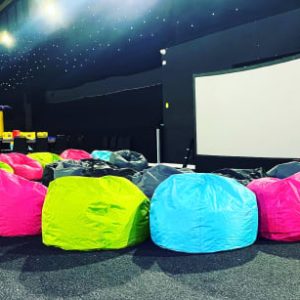 IZNAJMLJIVANJE LAZY BAG-VREĆA ZA SJEDENJE